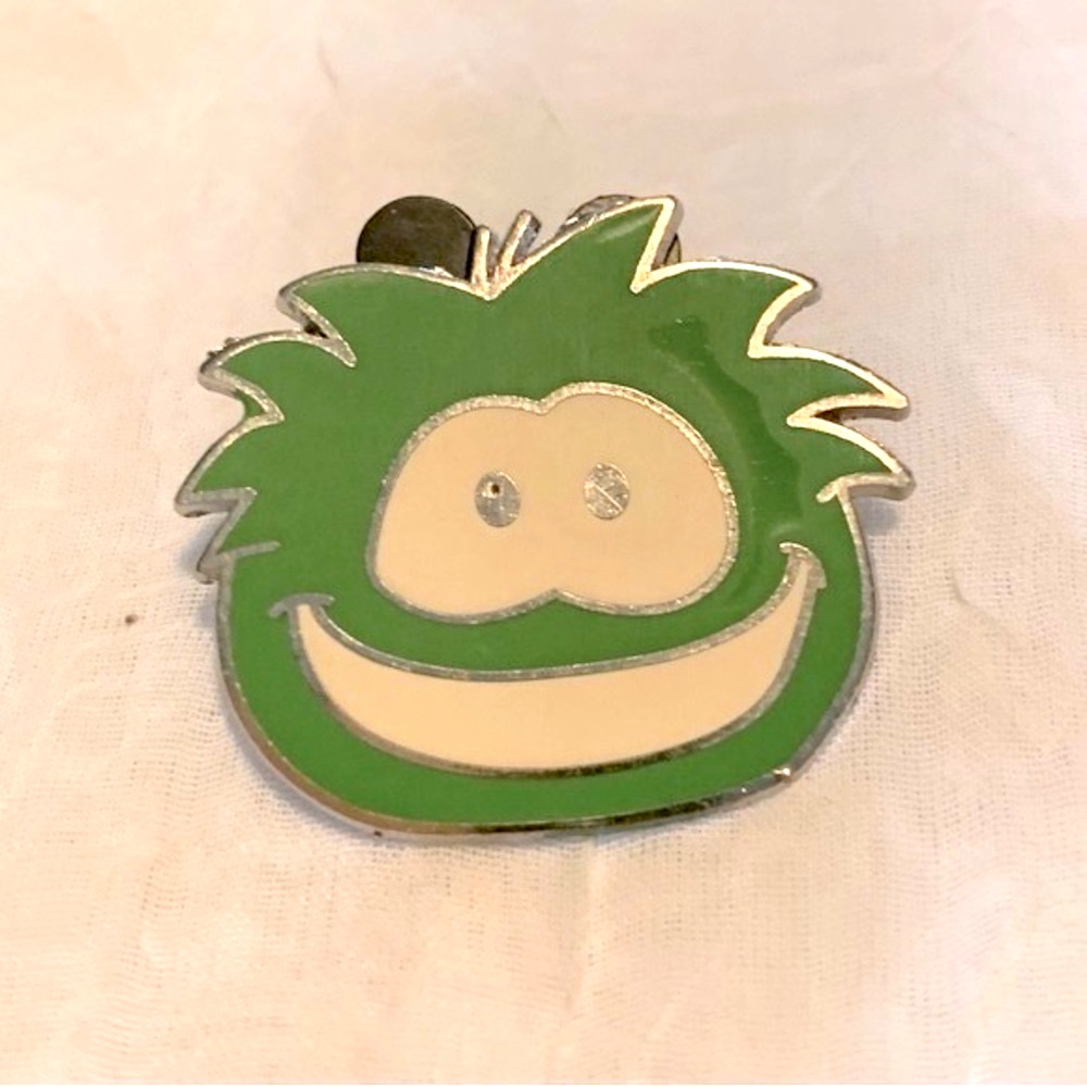 Disney Club Penguin Green Puffle Pet Trading HatLapelJacket Pin